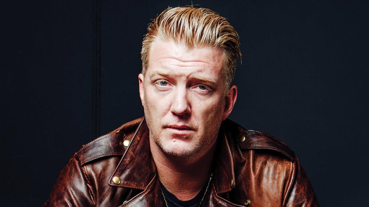 Josh Homme, líder de Queens of the Stone Age, revela que tiene cáncer