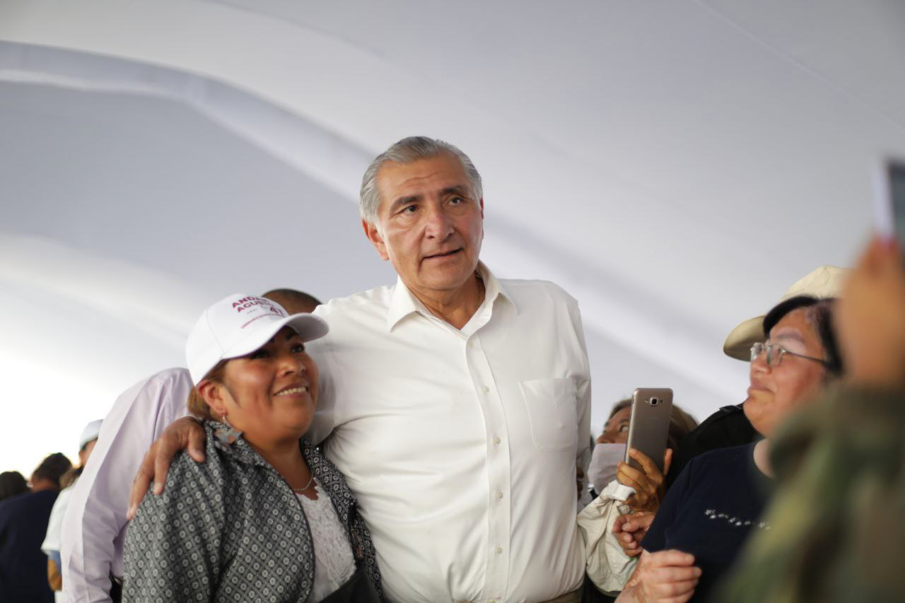 Expresa Adán Augusto López Hernández su apoyo y solidaridad con las mujeres mexicanas