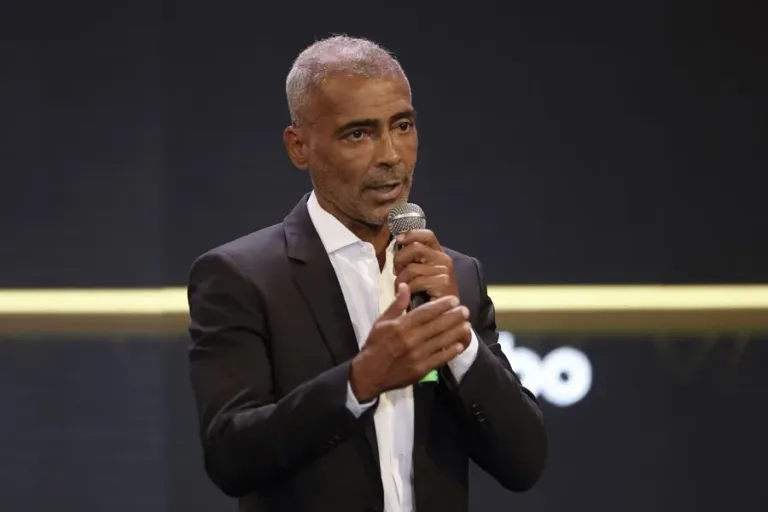 Romario insiste en que fue un error renovarle el contrato a Ancelotti hasta 2030 en Brasil