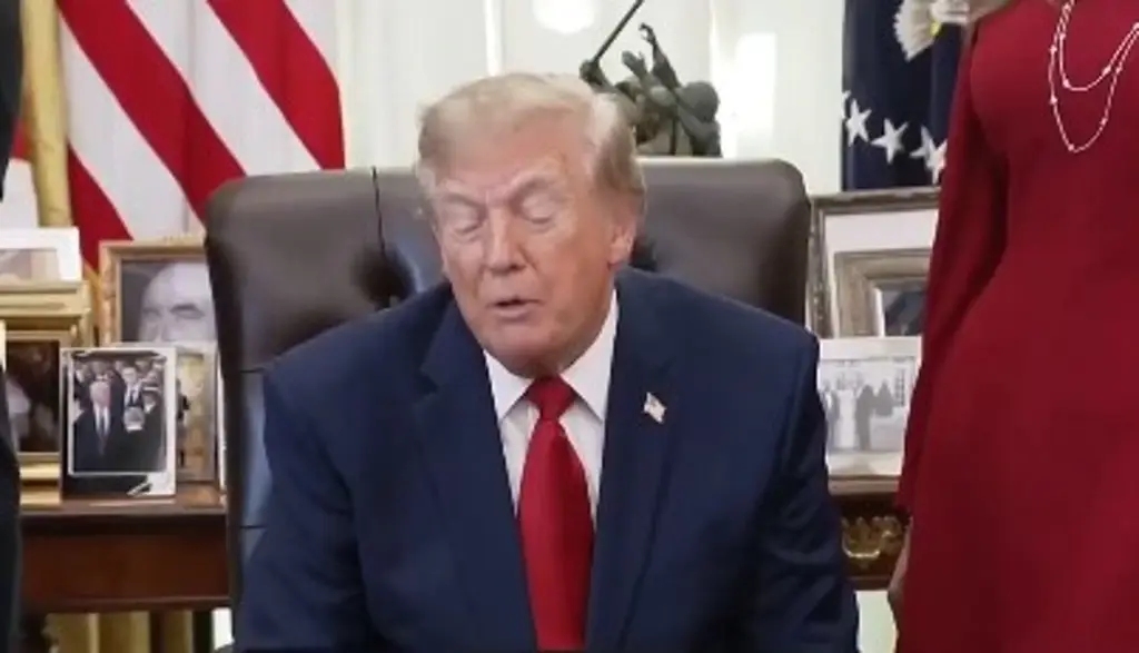Nadie en la historia del Premio Nobel que lo merezca más que yo: Trump (+Video)
